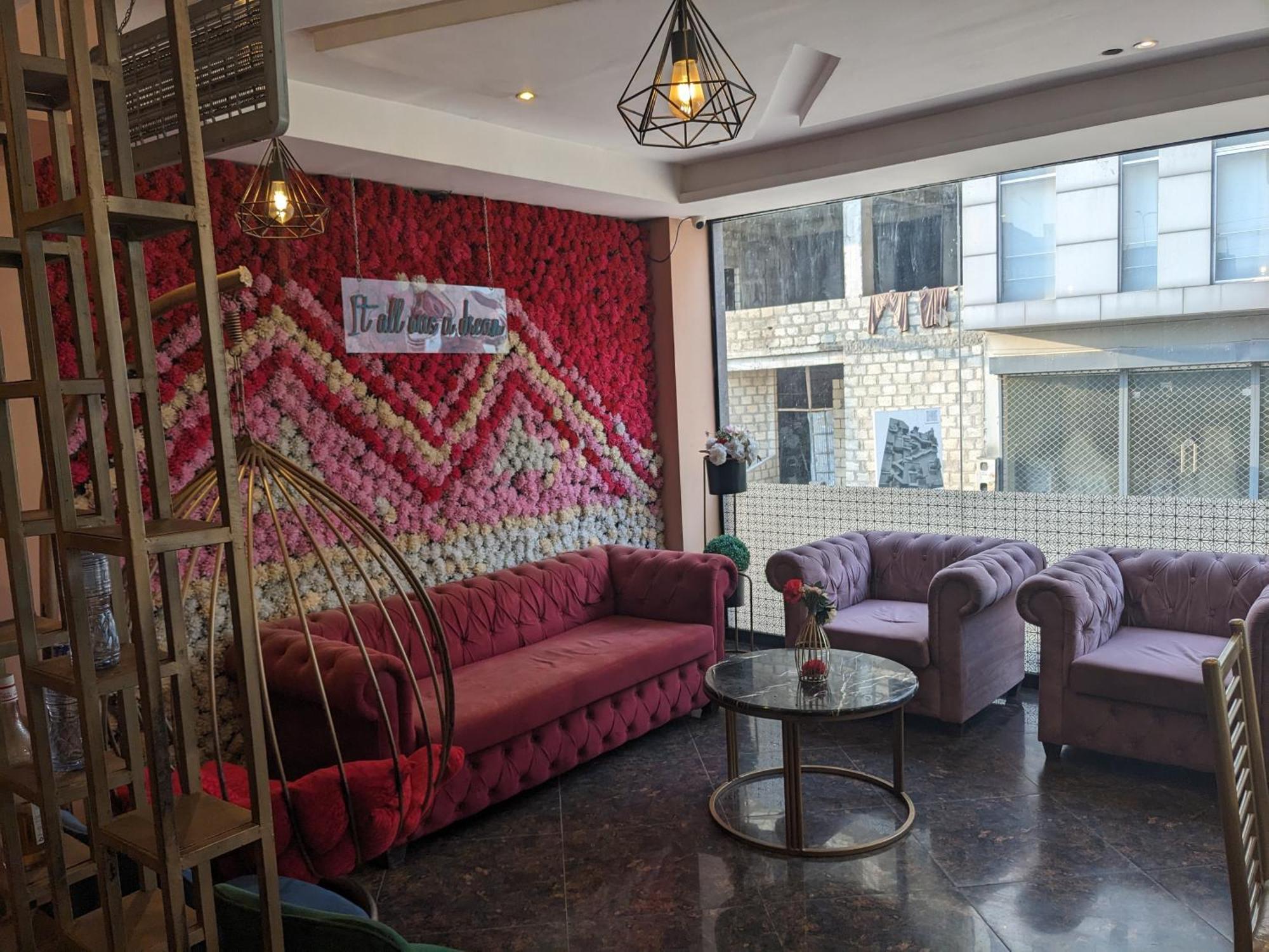 Nueva Hotel 이슬라마바드 외부 사진