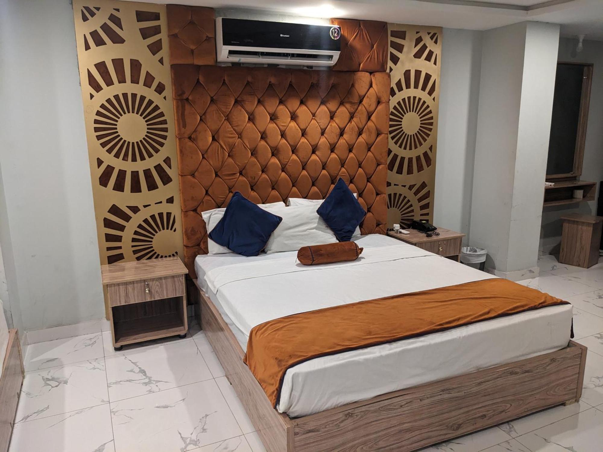 Nueva Hotel 이슬라마바드 외부 사진