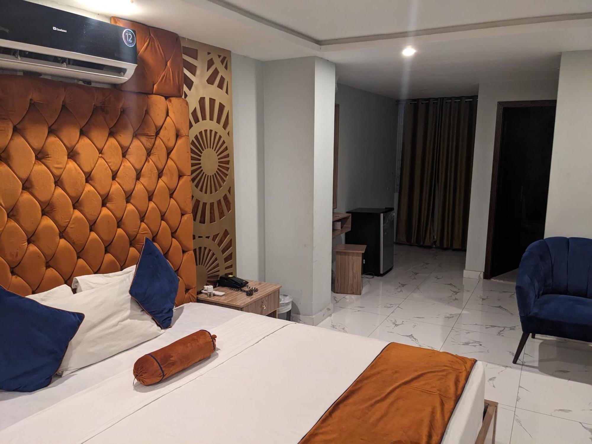 Nueva Hotel 이슬라마바드 외부 사진